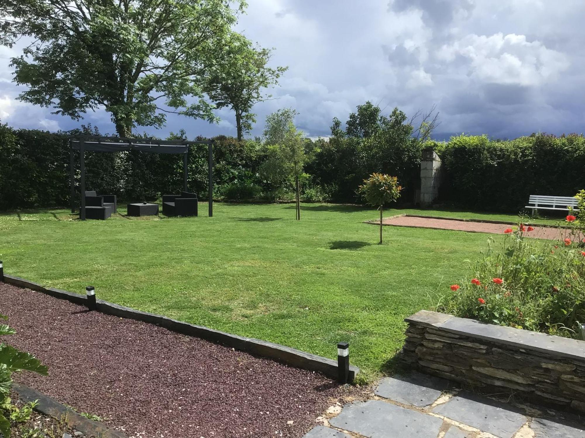 Lorali Bed & Breakfast Blaison-Saint-Sulpice Luaran gambar